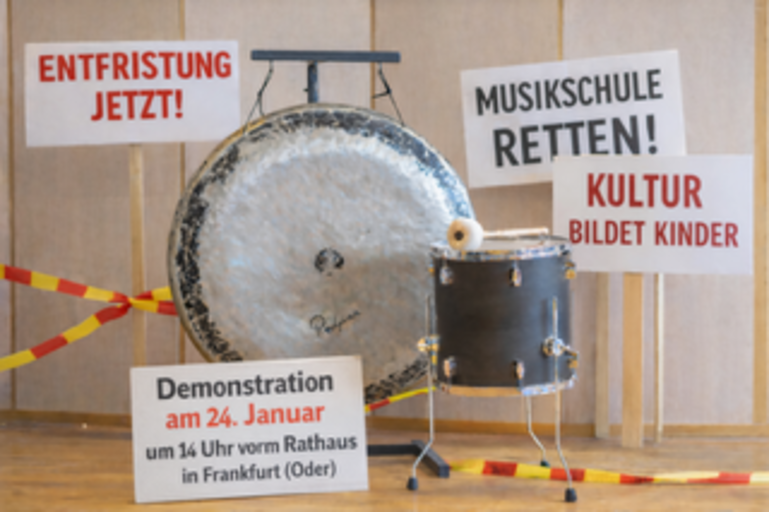 Résiliation de tous les contrats d’enseignement à l’école de musique de Francfort-Oder. Maintenant! | NousAct